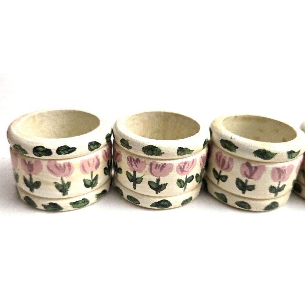 Set of 7 Resin Plastic Napkin Rings Floral Cottagecore Dainty